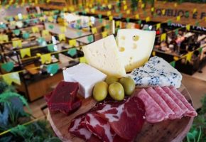 FEIRA DE QUEIJO EM FLORIANÓPOLIS