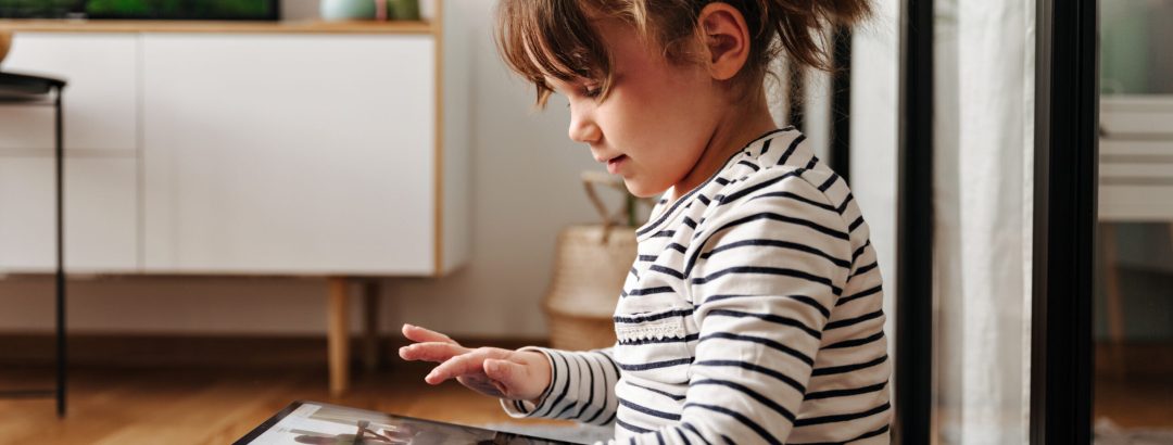 O risco silencioso da infância moldada pelo algoritmo