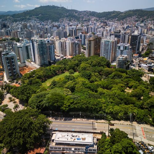 NOVA LUZ NO PARQUE