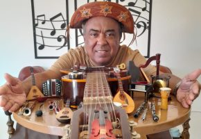 UKULELE NA BADESC
